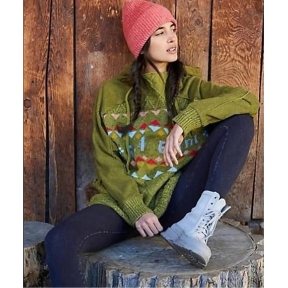 Free People FP Movement Powder Snow Bunny Ski Bum Sweater Hoodie Small GorpCore - Picture 6 of 17